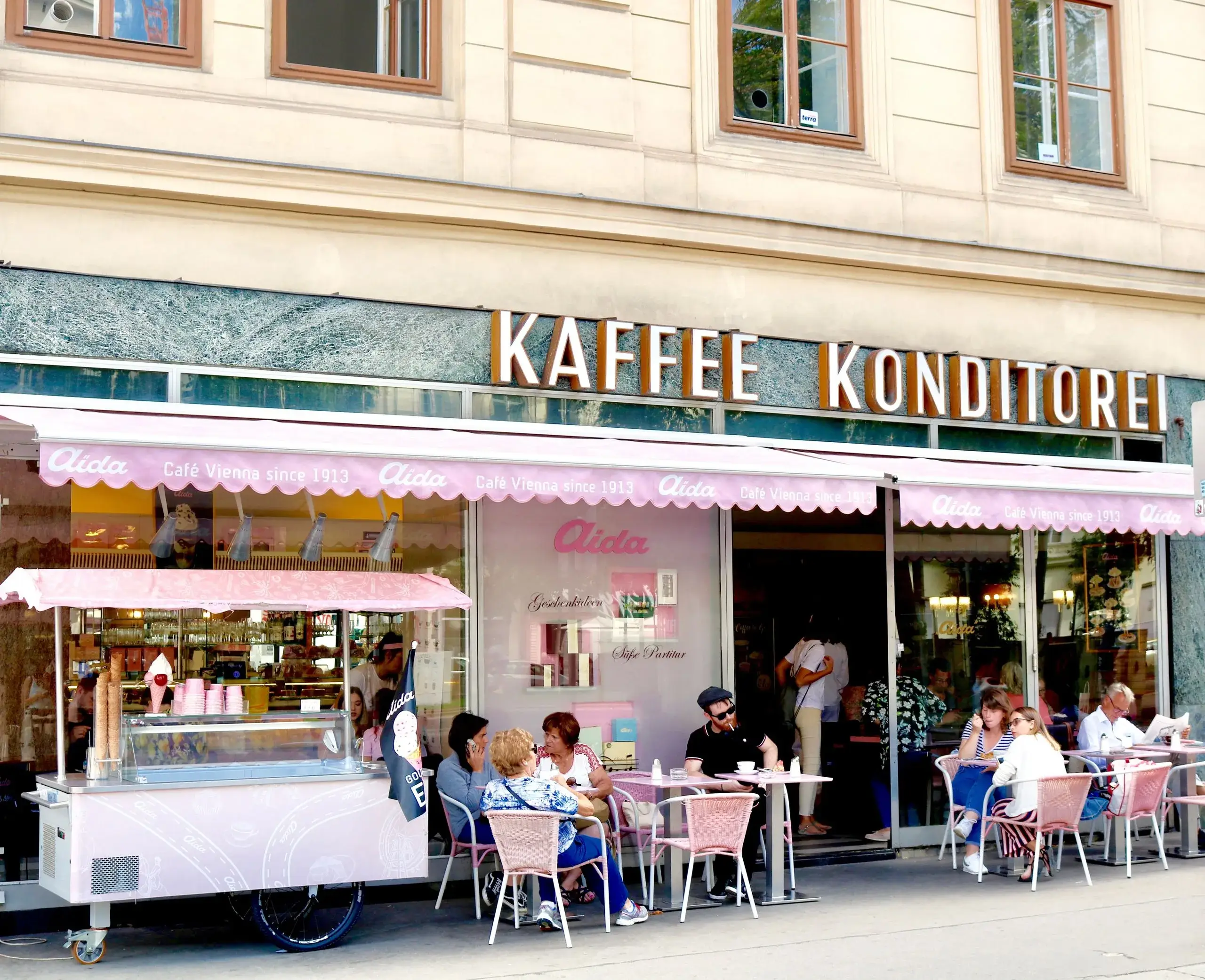 Cafés viennois et Naschmarkt