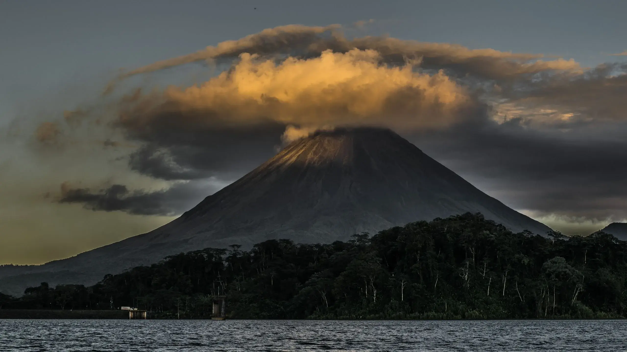 Arenal Volcano & Hot Springs