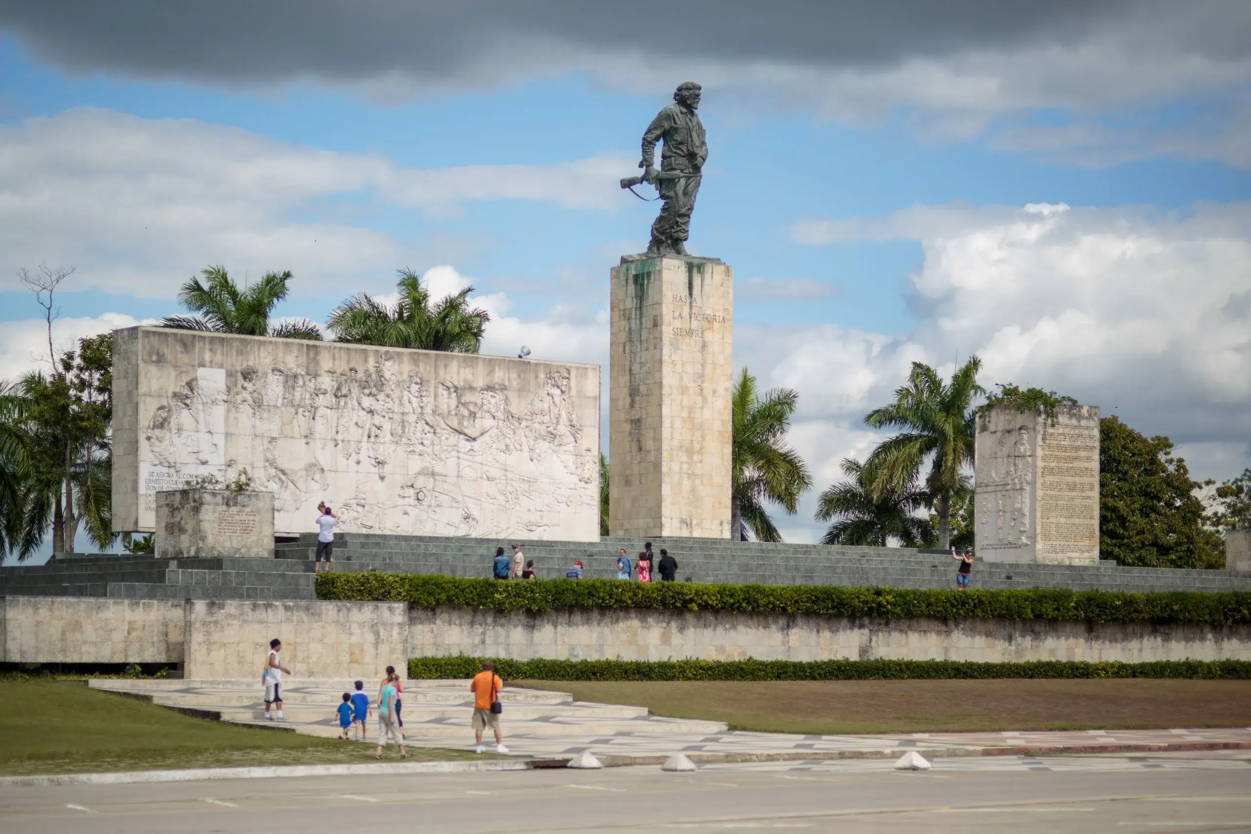 Santa Clara & Che Guevara Mausoleum