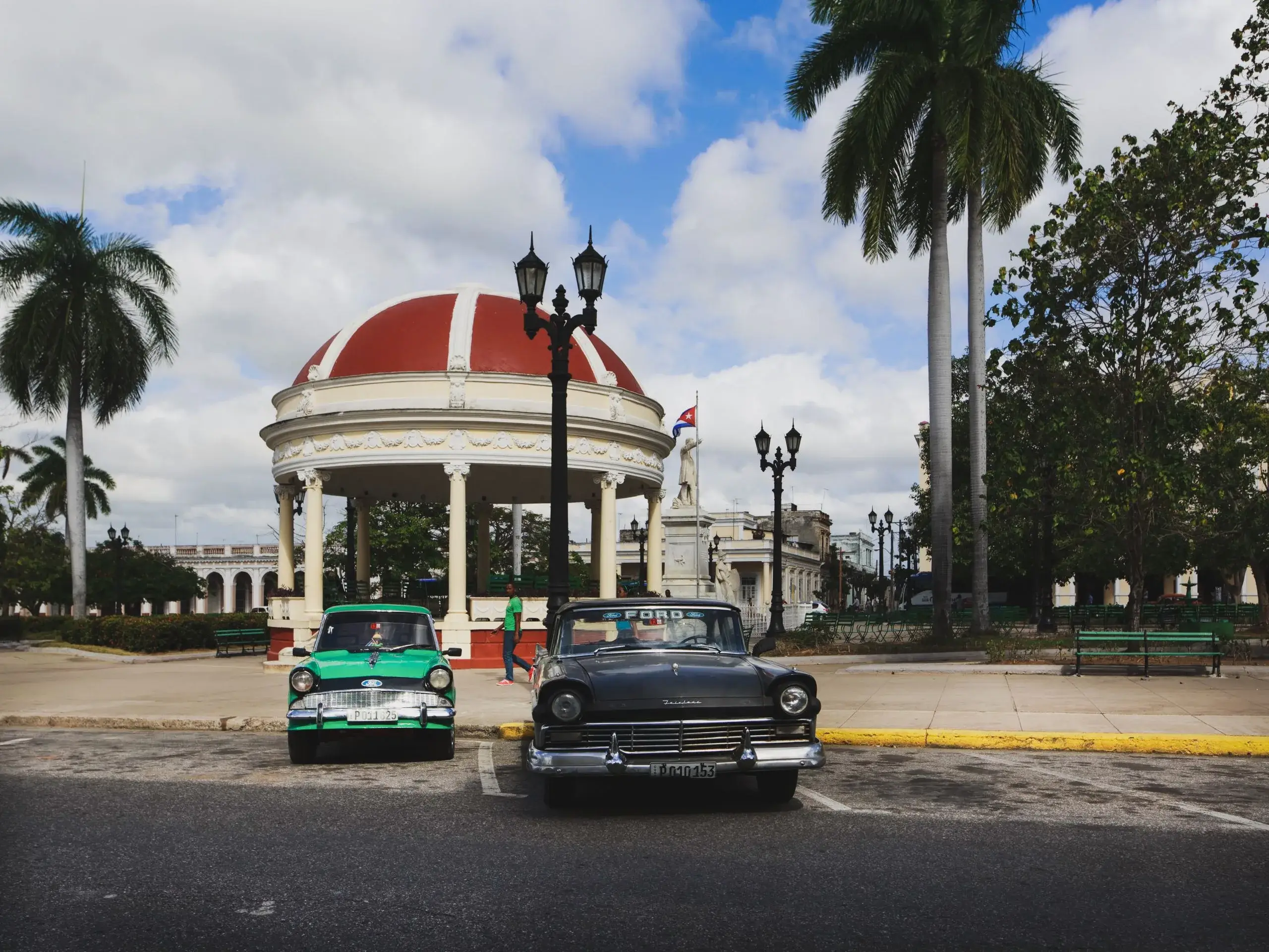 Parque José Martí & Teatro Tomás Terry