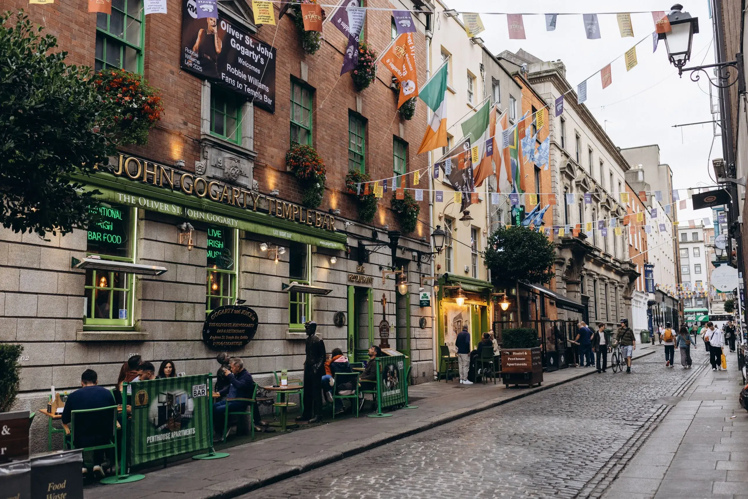 Temple Bar & Trad Music