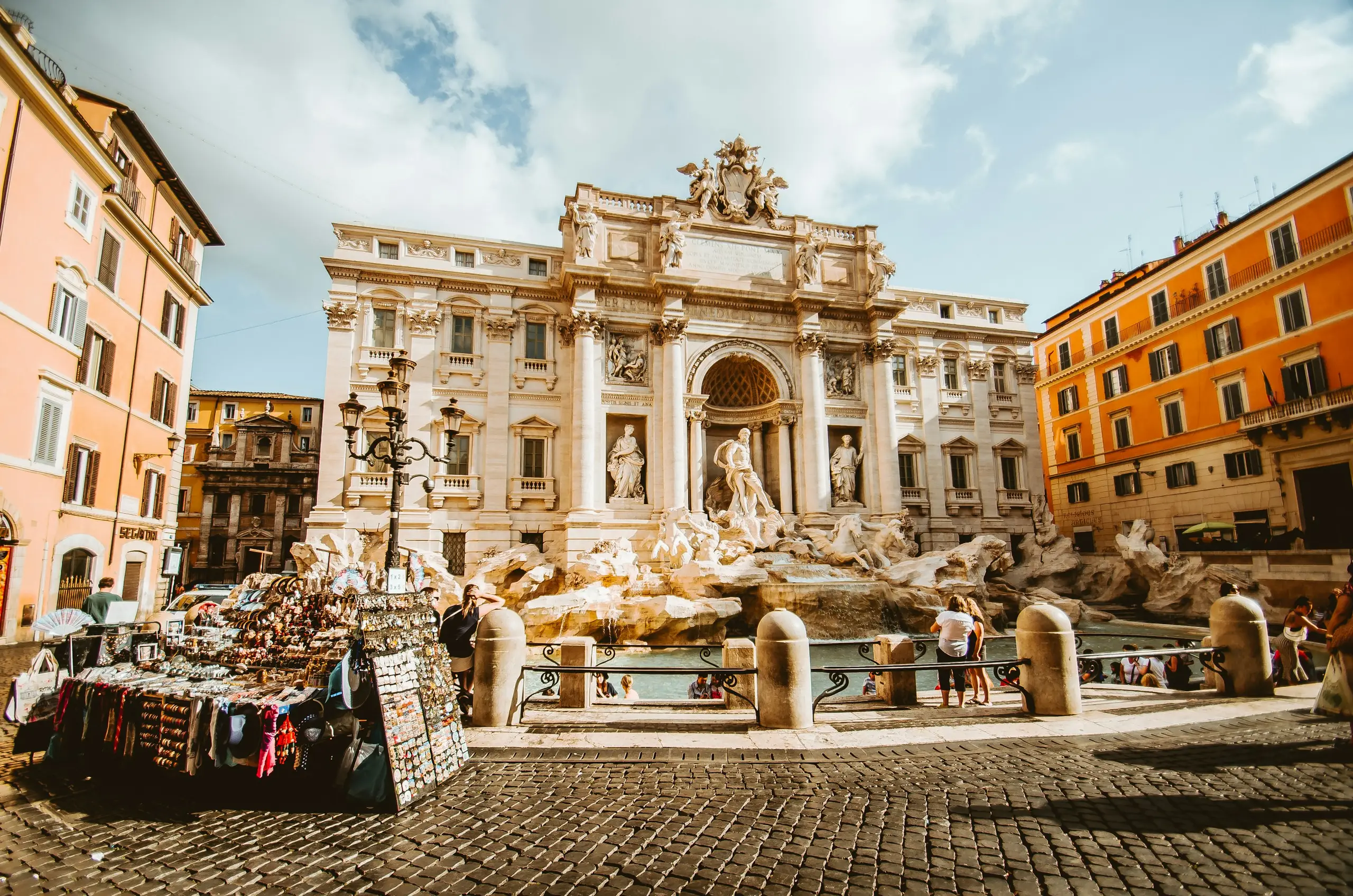Le Colisée et les ruines antiques de Rome