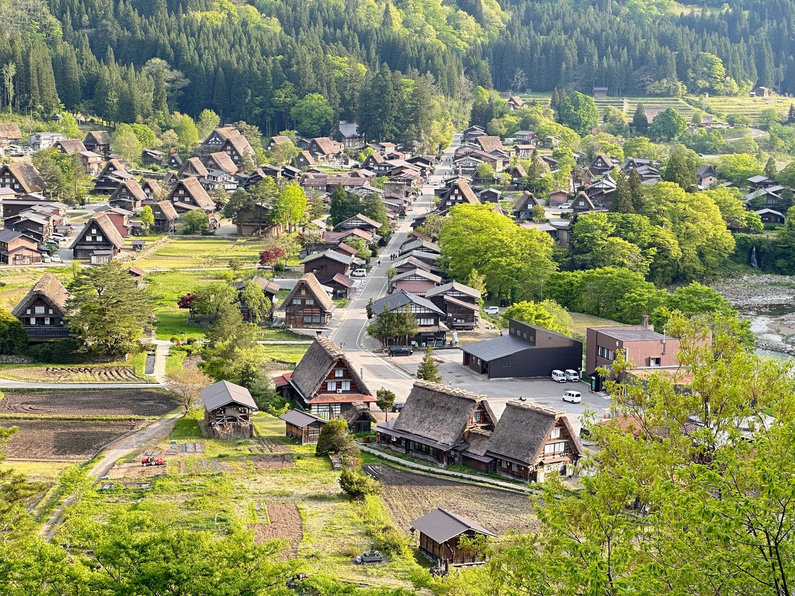 Fermes de Shirakawa-go