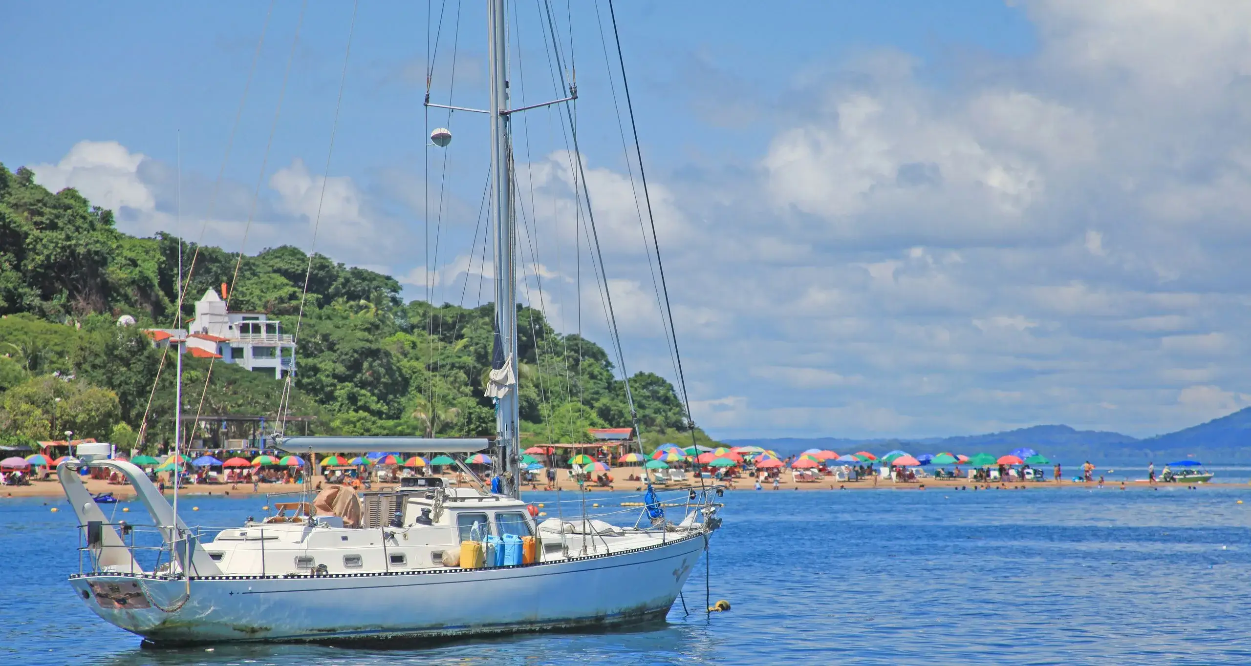 Pacific Catamaran & Snorkel
