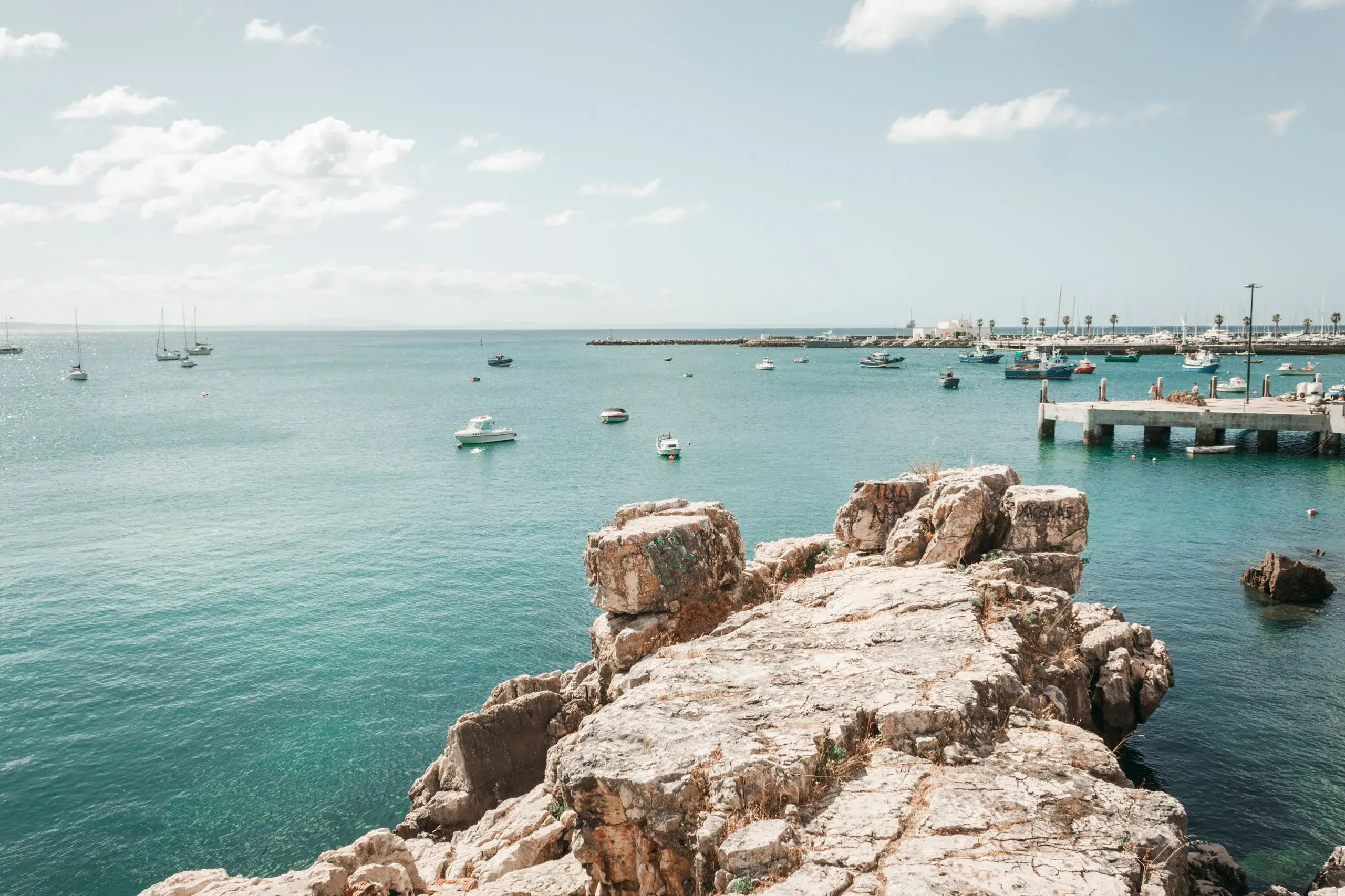 Old Town, Marina & Praia da Rainha