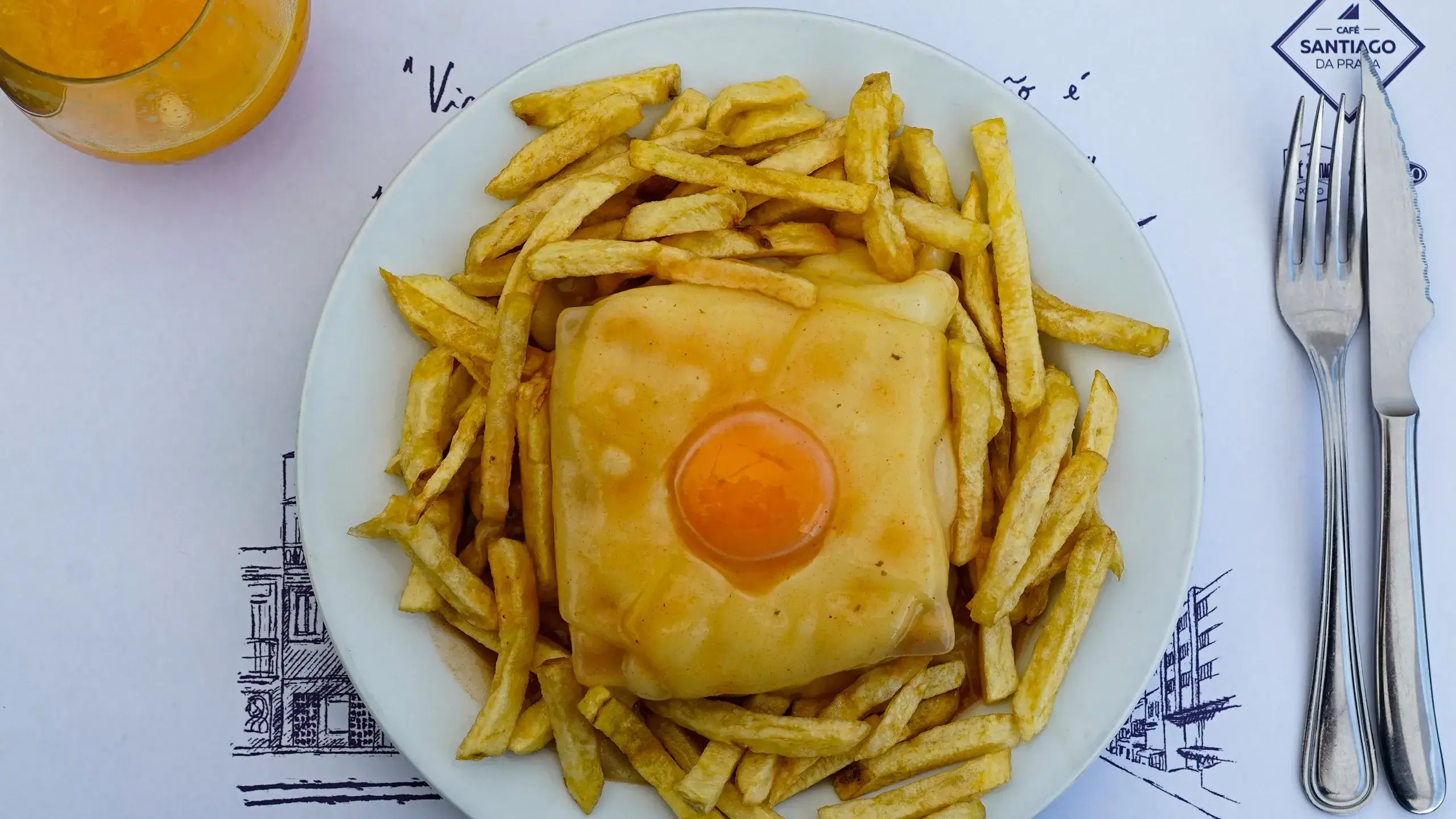 Bolhão Market & Francesinha