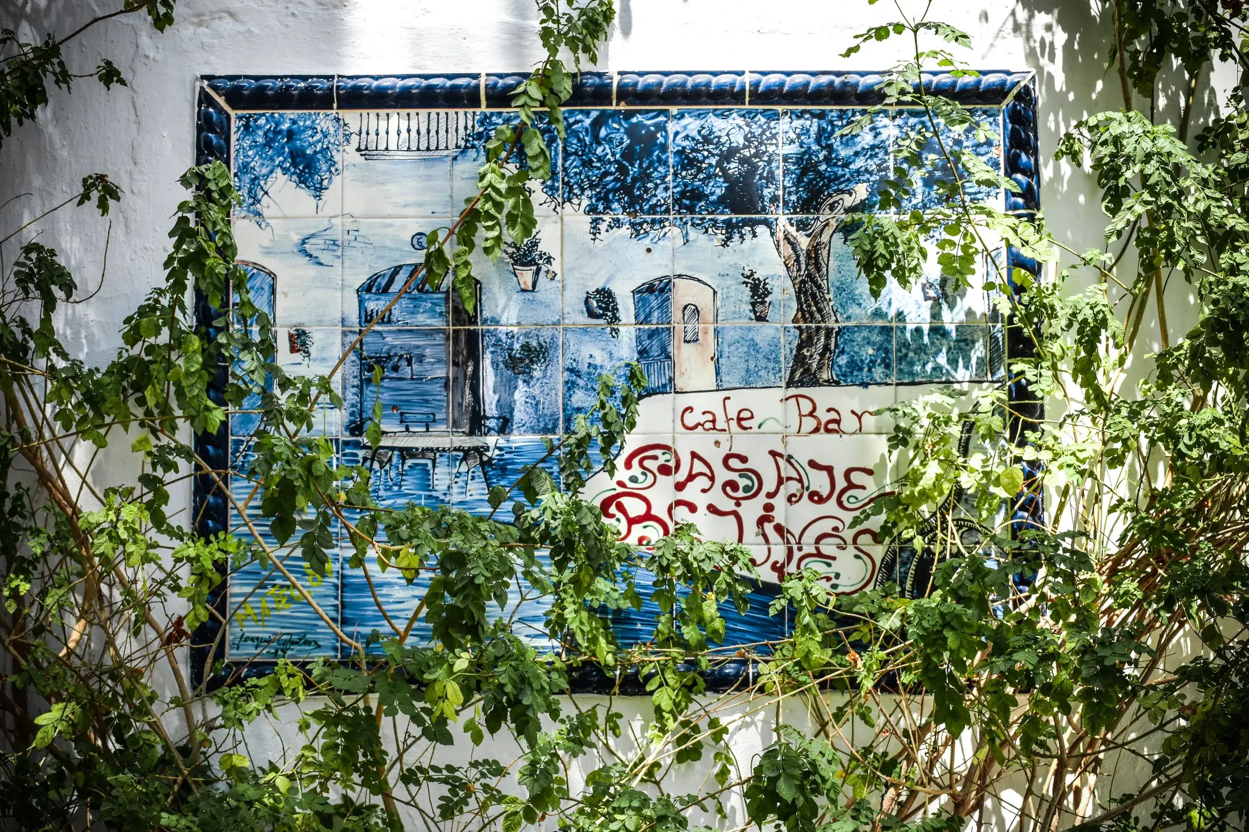 Casco Antiguo & the Mural Route
