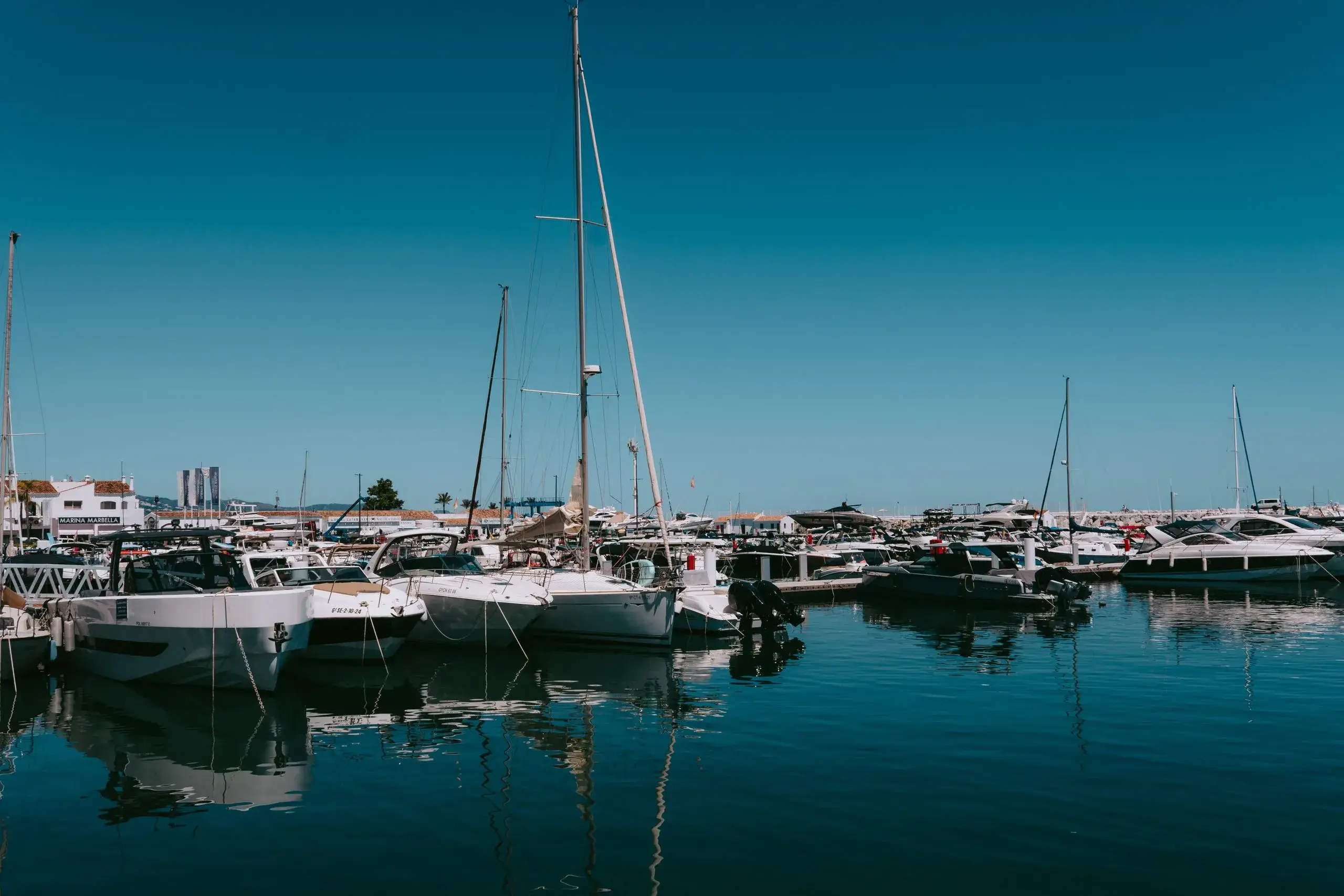 Puerto Banús Marina & Beach Clubs