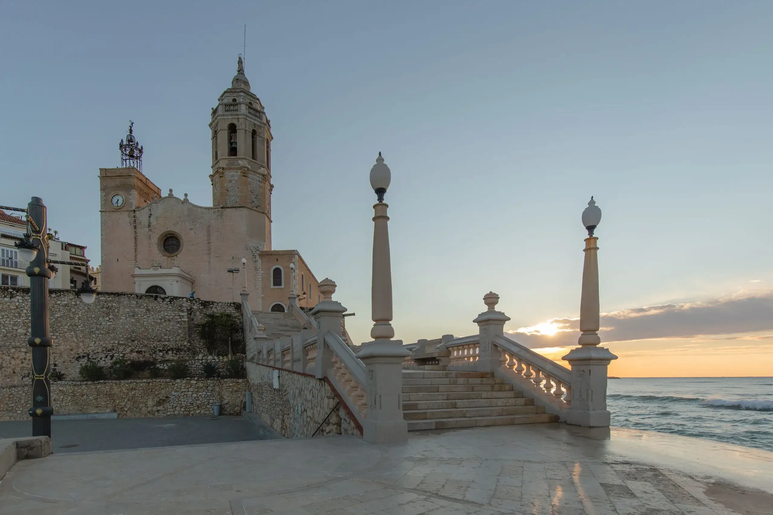 Sant Bartomeu Church & Cau Ferrat