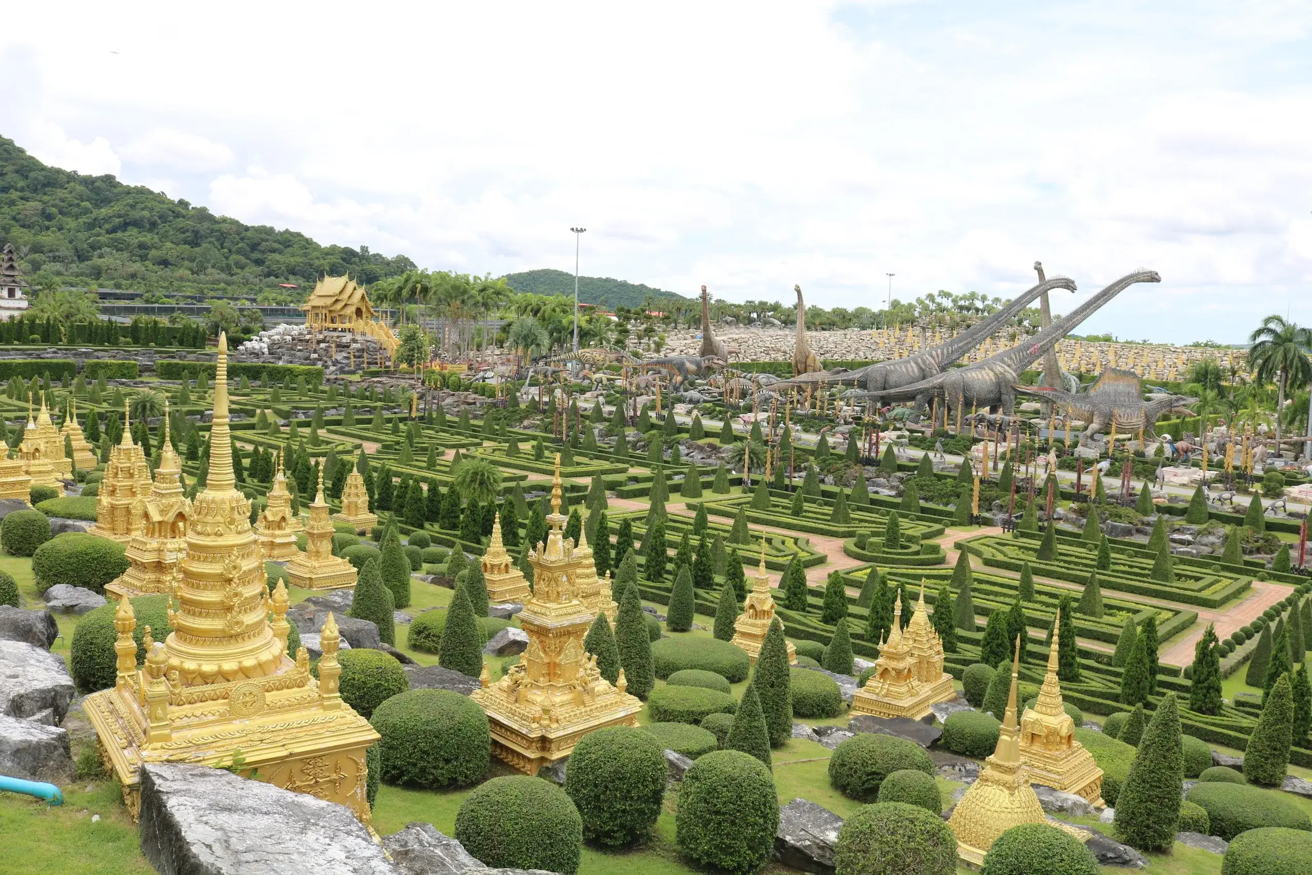 Nong Nooch Garden & Buddha Mountain