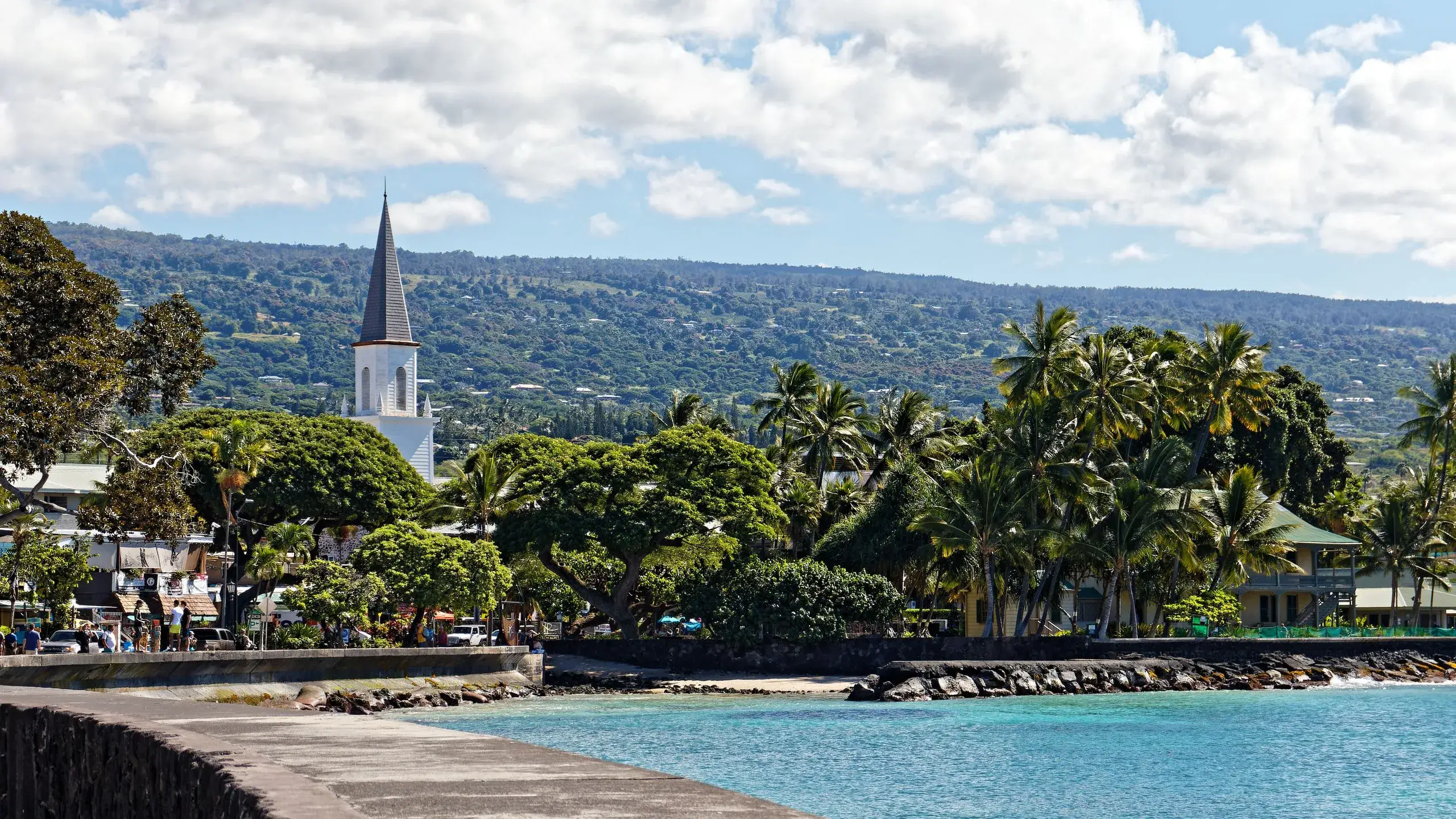 Historic Kailua Village & Alii Drive